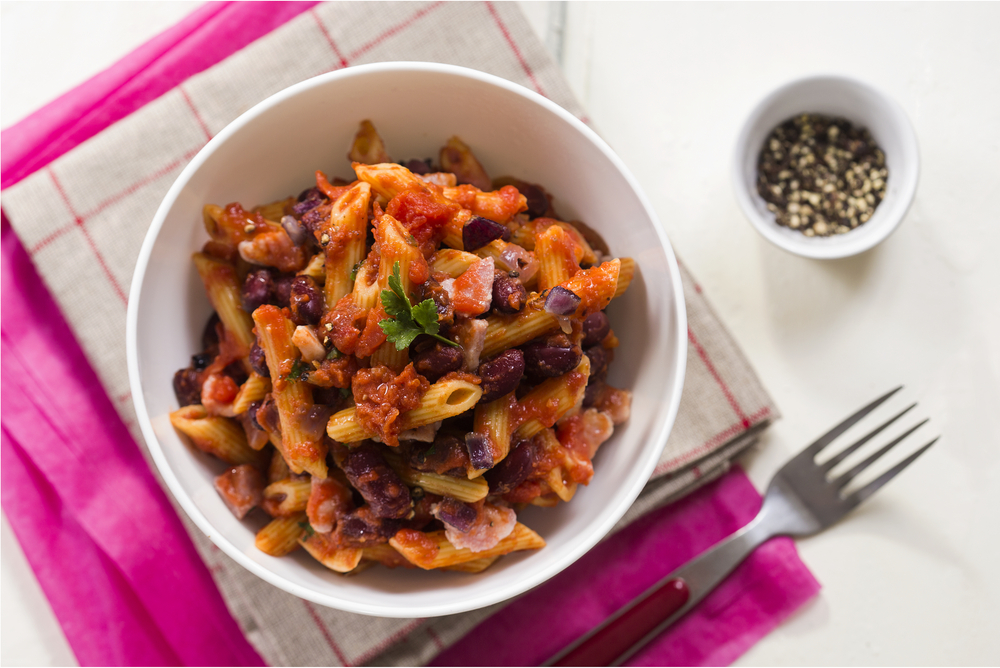 Pasta with beans and tomatoes